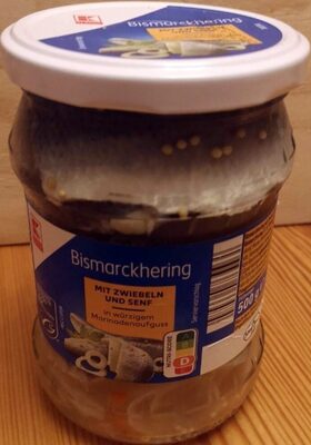 Bismarckhering mit Zwiebeln und Senf